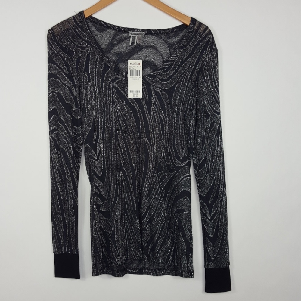 Eased Long Sleeve from Buckle Store